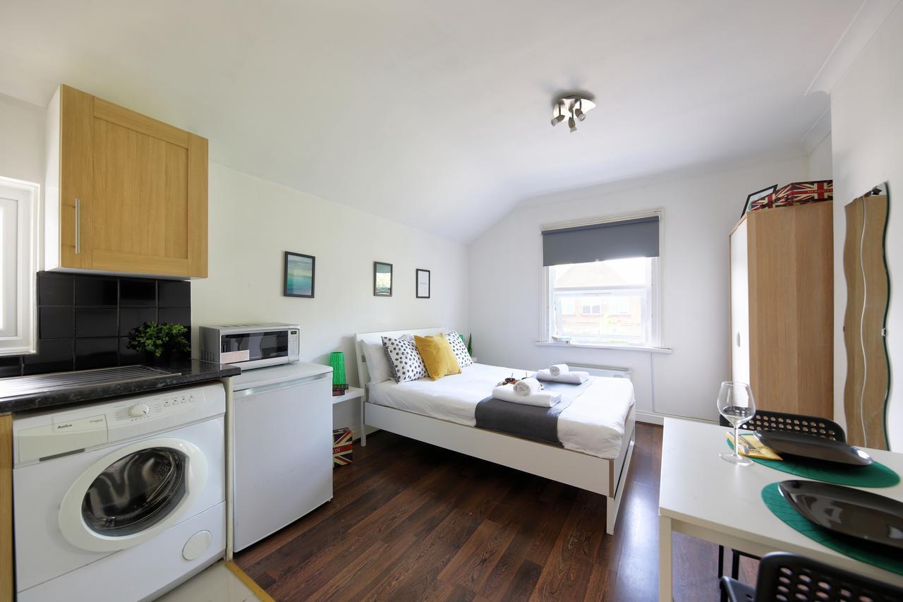 Wembley Willesden Short Let London Apartments מראה חיצוני תמונה